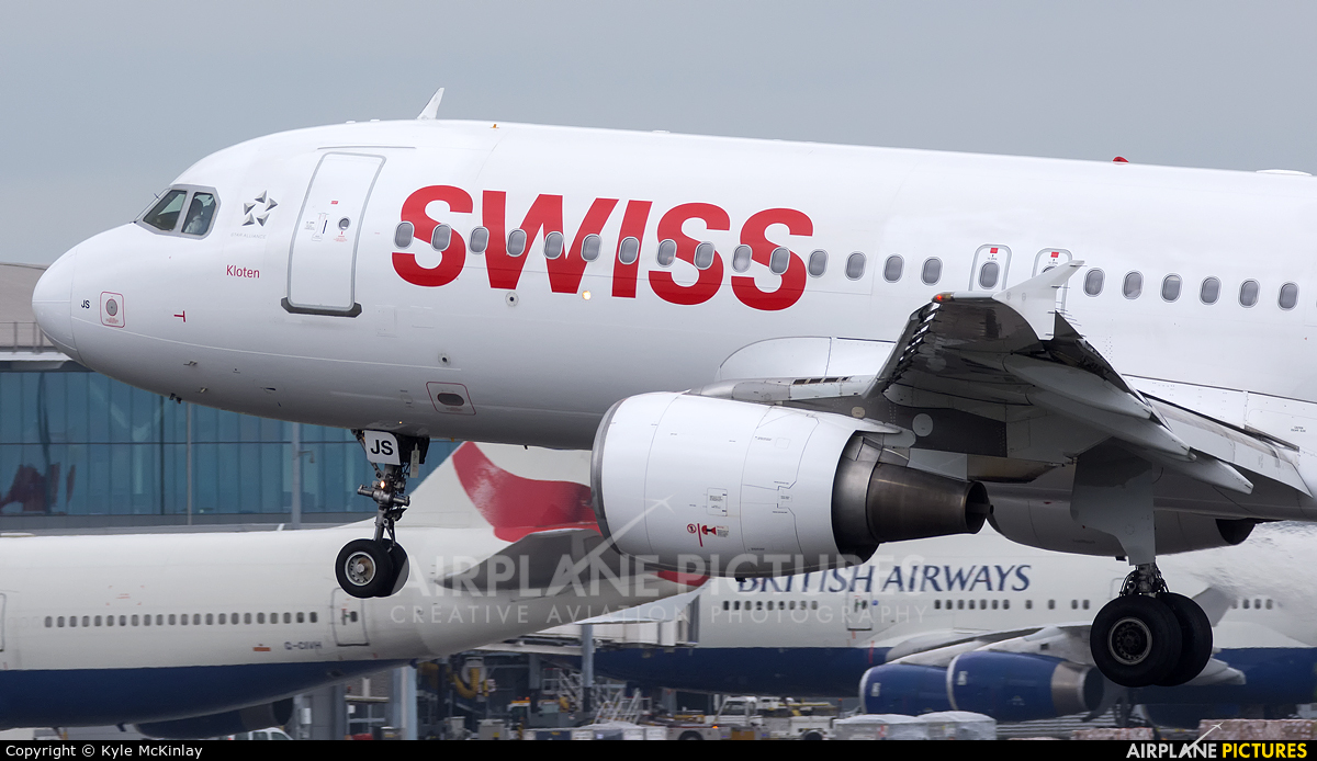 Swiss HB-IJS aircraft at London - Heathrow