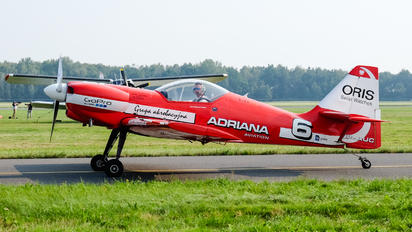 SP-AUC - Grupa Akrobacyjna Żelazny - Acrobatic Group Zlín Aircraft Z-50 L, LX, M series