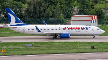 TC-JFJ - AnadoluJet Boeing 737-800