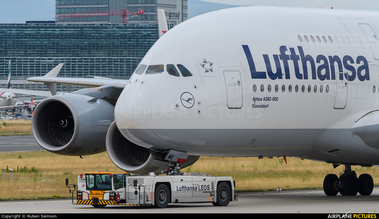 Lufthansa D-AIMK aircraft at Frankfurt