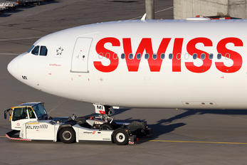 HB-JMI - Swiss Airbus A340-300