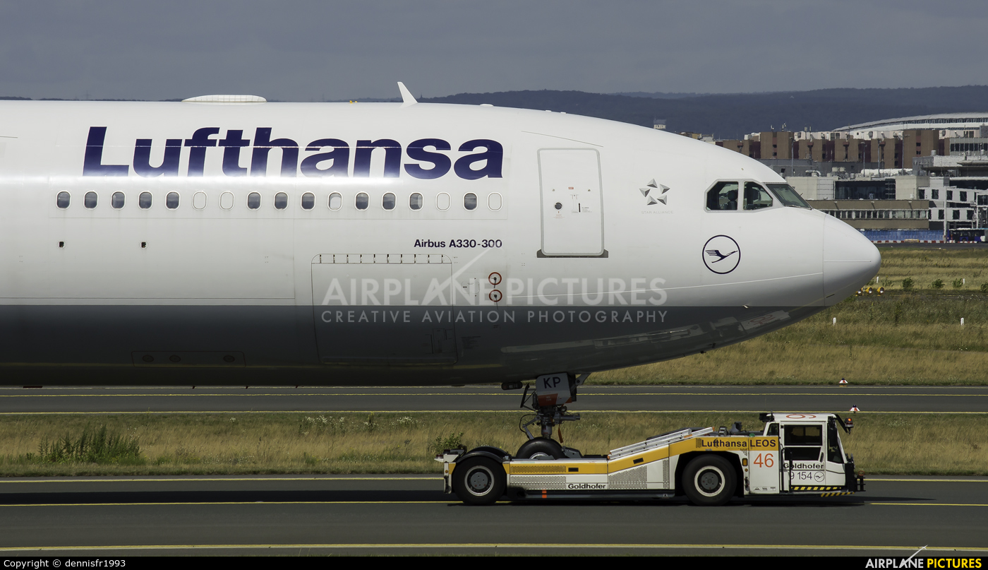 Lufthansa D-AIKP aircraft at Frankfurt