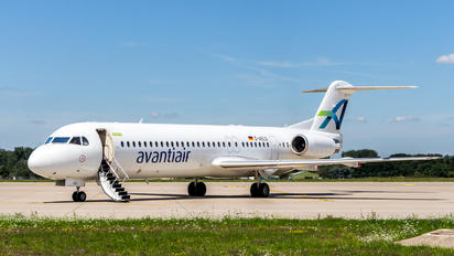 D-AOLG - AvantiAir Fokker 100