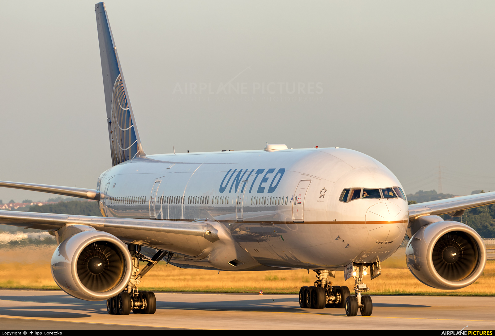 United Airlines N226UA aircraft at Frankfurt