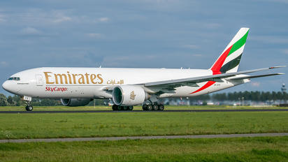 A6-EFE - Emirates Sky Cargo Boeing 777F