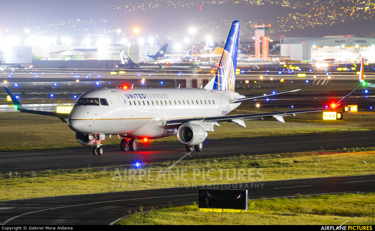 United Express N88346 aircraft at Mexico City - Licenciado Benito Juarez Intl
