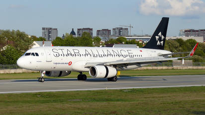 TC-JPP - Turkish Airlines Airbus A320