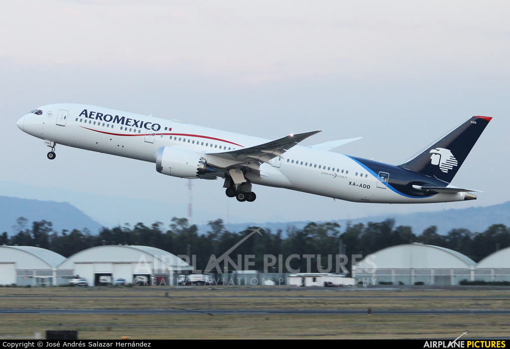 Aeromexico XA-ADD aircraft at Mexico City - Licenciado Benito Juarez Intl