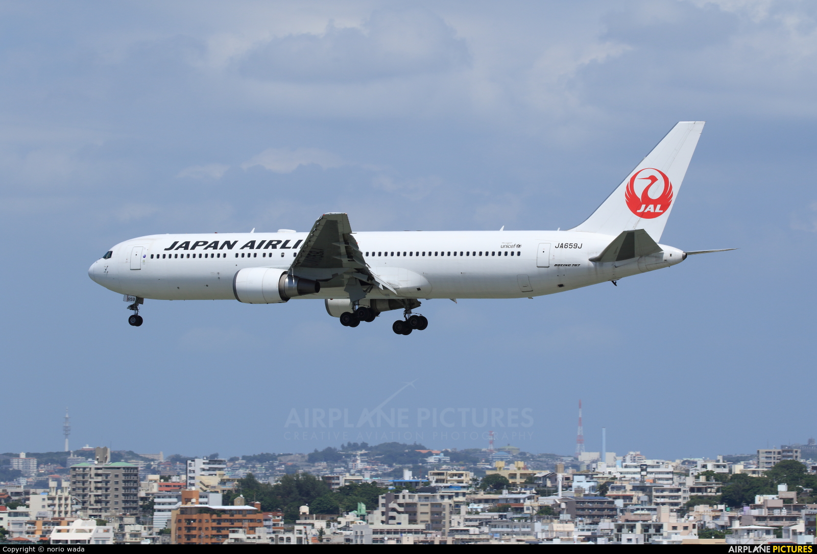 JAL - Japan Airlines JA659J aircraft at Naha