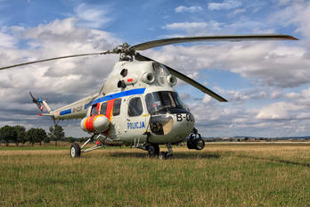 SN-02XP - Poland - Police Mil Mi-2