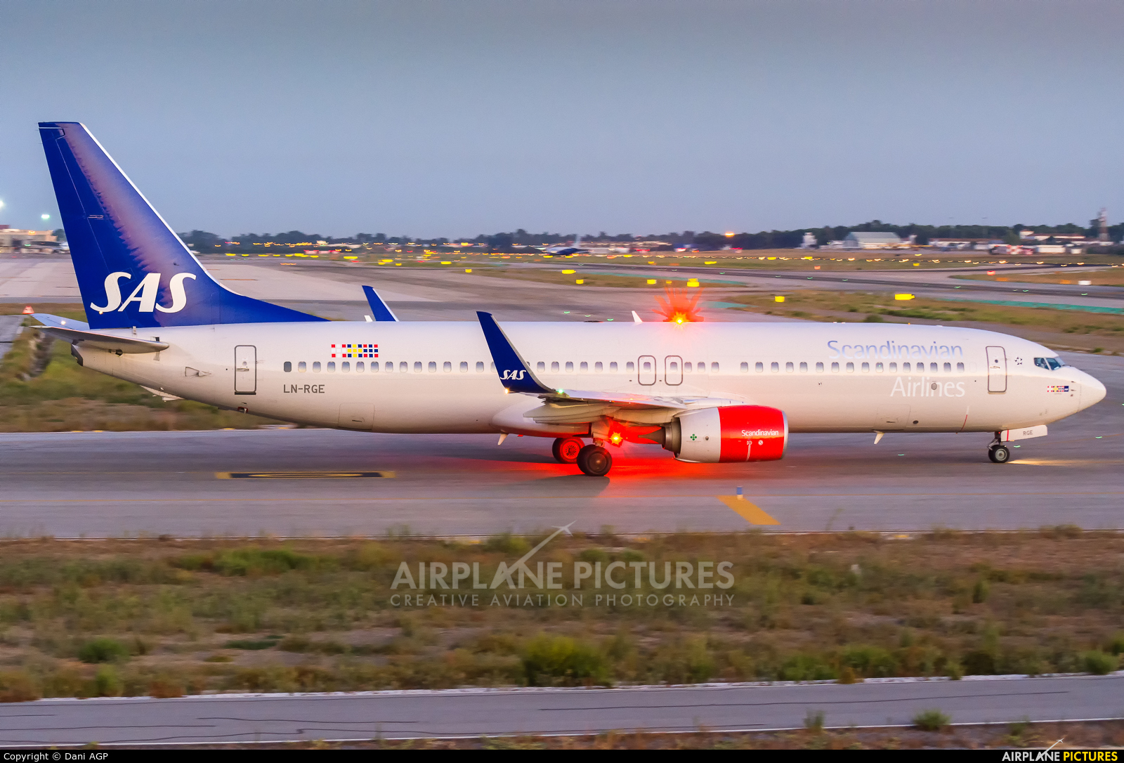 SAS - Scandinavian Airlines LN-RGE aircraft at Málaga