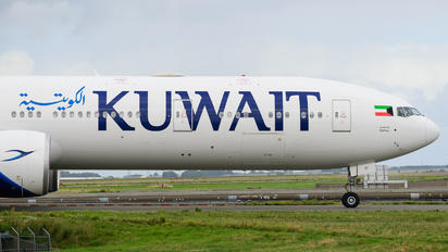 9K-AOF - Kuwait Airways Boeing 777-300ER