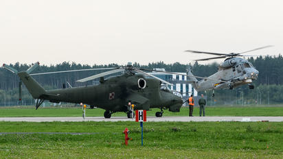 740 - Poland - Army Mil Mi-24V