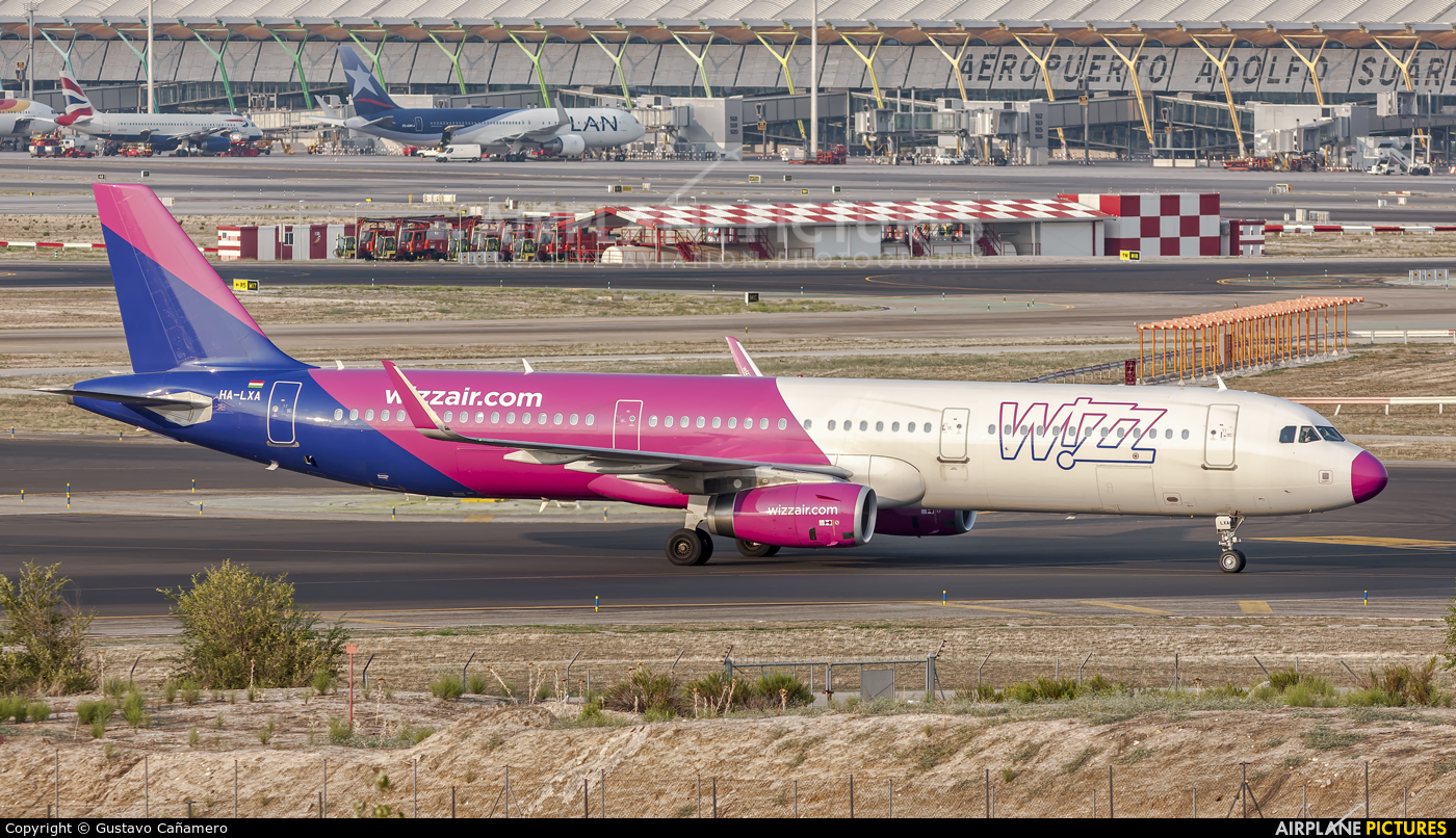 Wizz Air HA-LXA aircraft at Madrid - Barajas