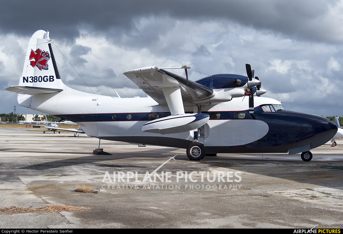 Private N380GB aircraft at Kendall-Tamiami Executive