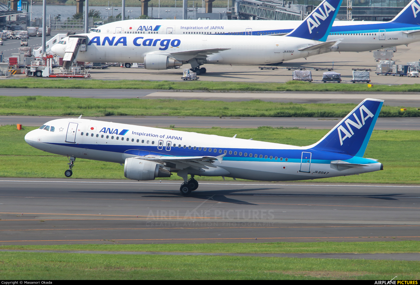 ANA - All Nippon Airways JA8947 aircraft at Tokyo - Haneda Intl