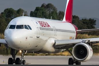 EC-LRG - Iberia Airbus A320