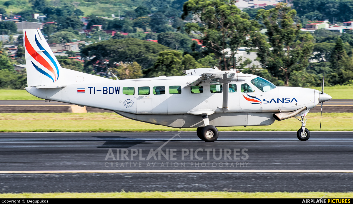 Sansa Airlines TI-BDW aircraft at San Jose - Juan Santamaría Intl