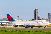 N668US - Delta Air Lines Boeing 747-400 aircraft
