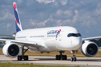 A7-AMA - LATAM Airbus A350-900