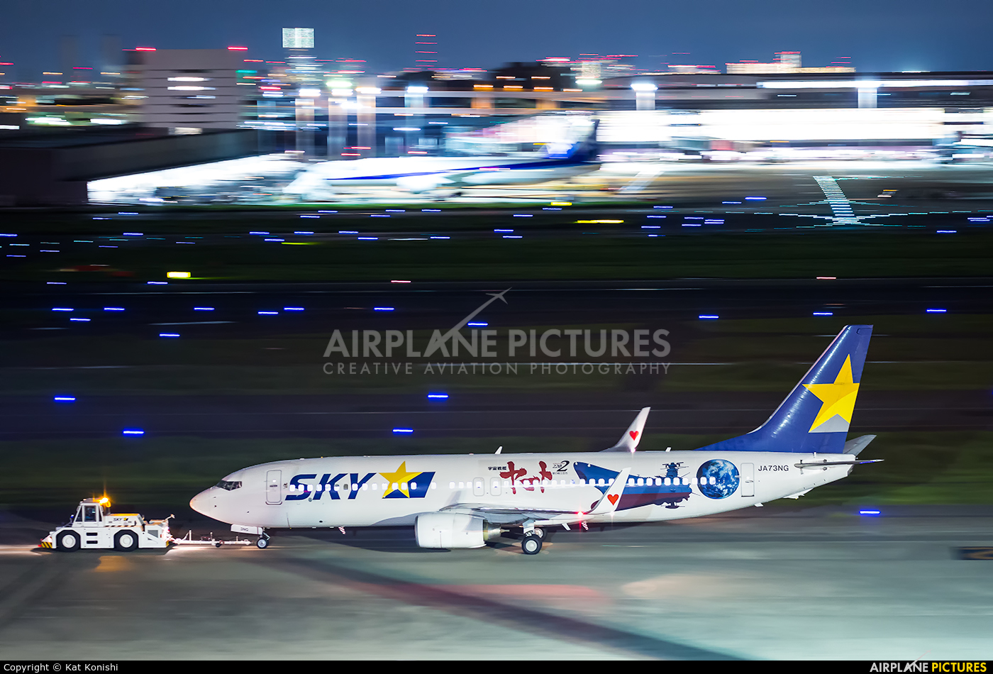 Skymark Airlines JA73NG aircraft at Tokyo - Haneda Intl