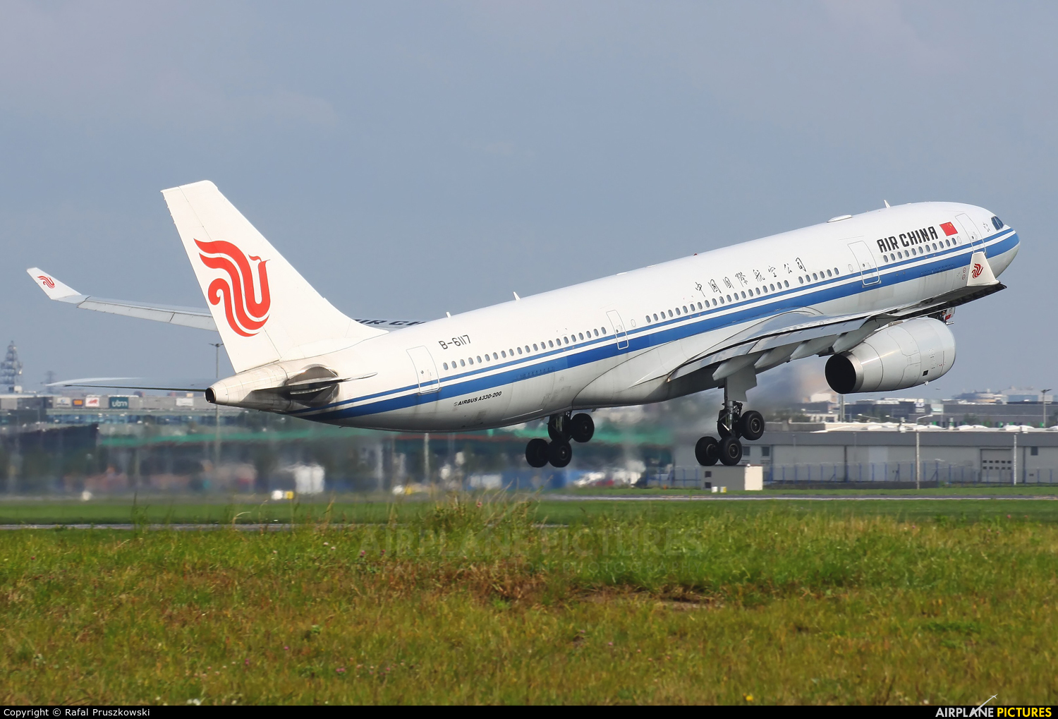 Air China B-6117 aircraft at Warsaw - Frederic Chopin