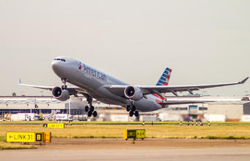 N274AY - American Airlines Airbus A330-300