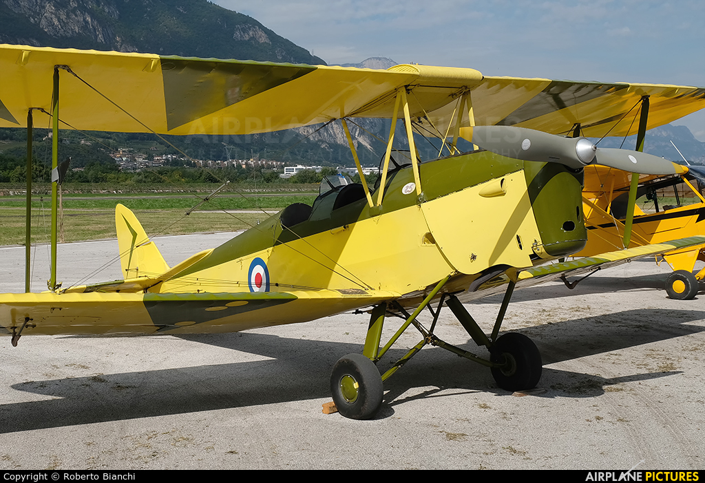 Private I-APLI aircraft at Trento - Mattarello