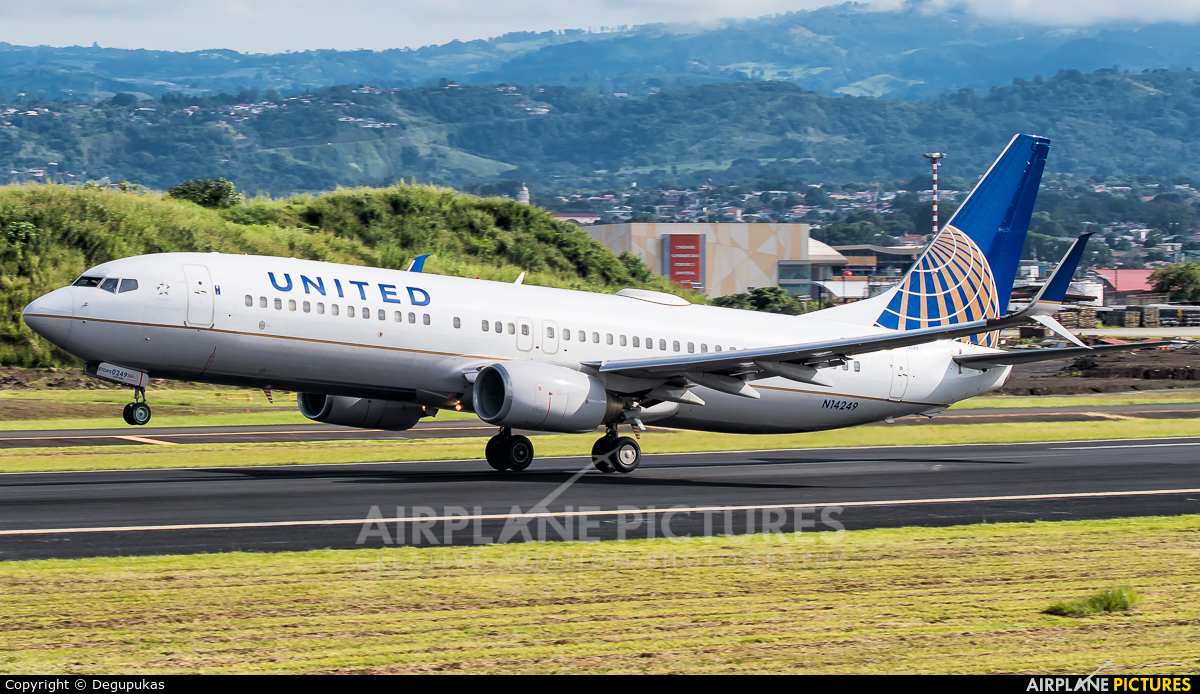 United Airlines N14249 aircraft at San Jose - Juan Santamaría Intl