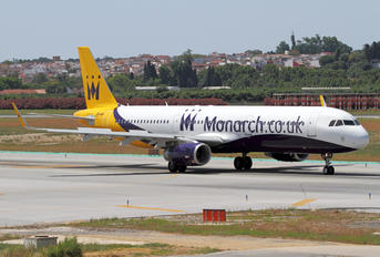 G-ZBAD - Monarch Airlines Airbus A321