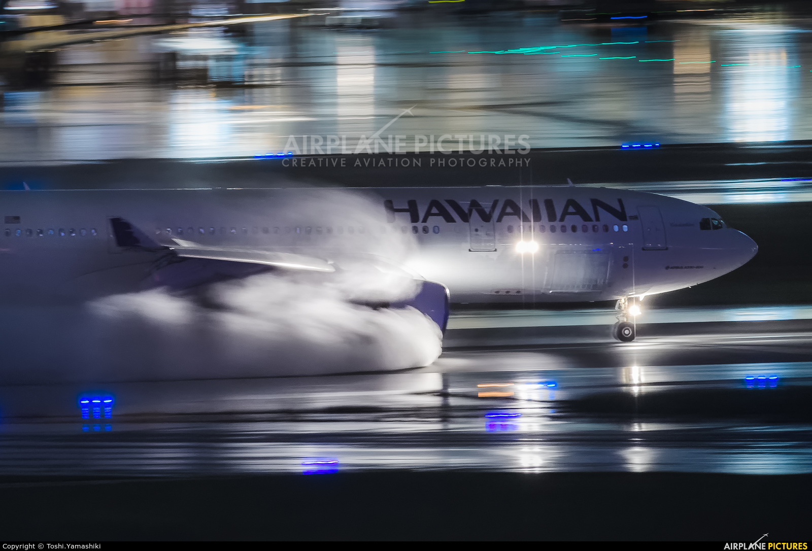Hawaiian Airlines N373HA aircraft at Tokyo - Haneda Intl