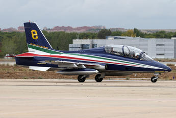 MM54517 - Italy - Air Force "Frecce Tricolori" Aermacchi MB-339-A/PAN