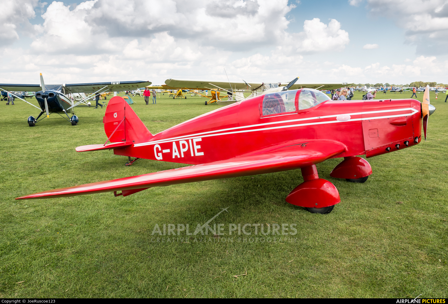 Private G-APIE aircraft at Northampton / Sywell