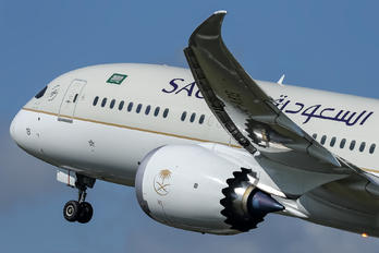HZ-AR13 - Saudi Arabian Airlines Boeing 787-9 Dreamliner