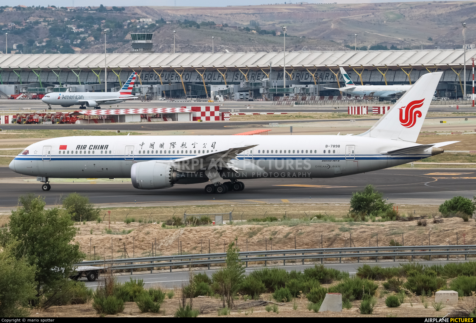Air China B-7879 aircraft at Madrid - Barajas