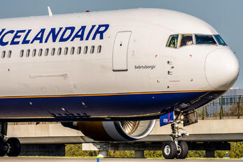 TF-ISN - Icelandair Boeing 767-300ER