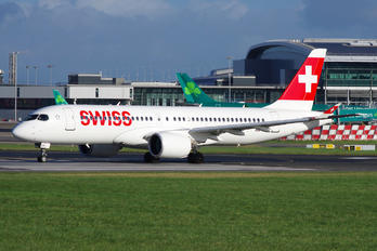 HB-JCE - Swiss Bombardier CS300