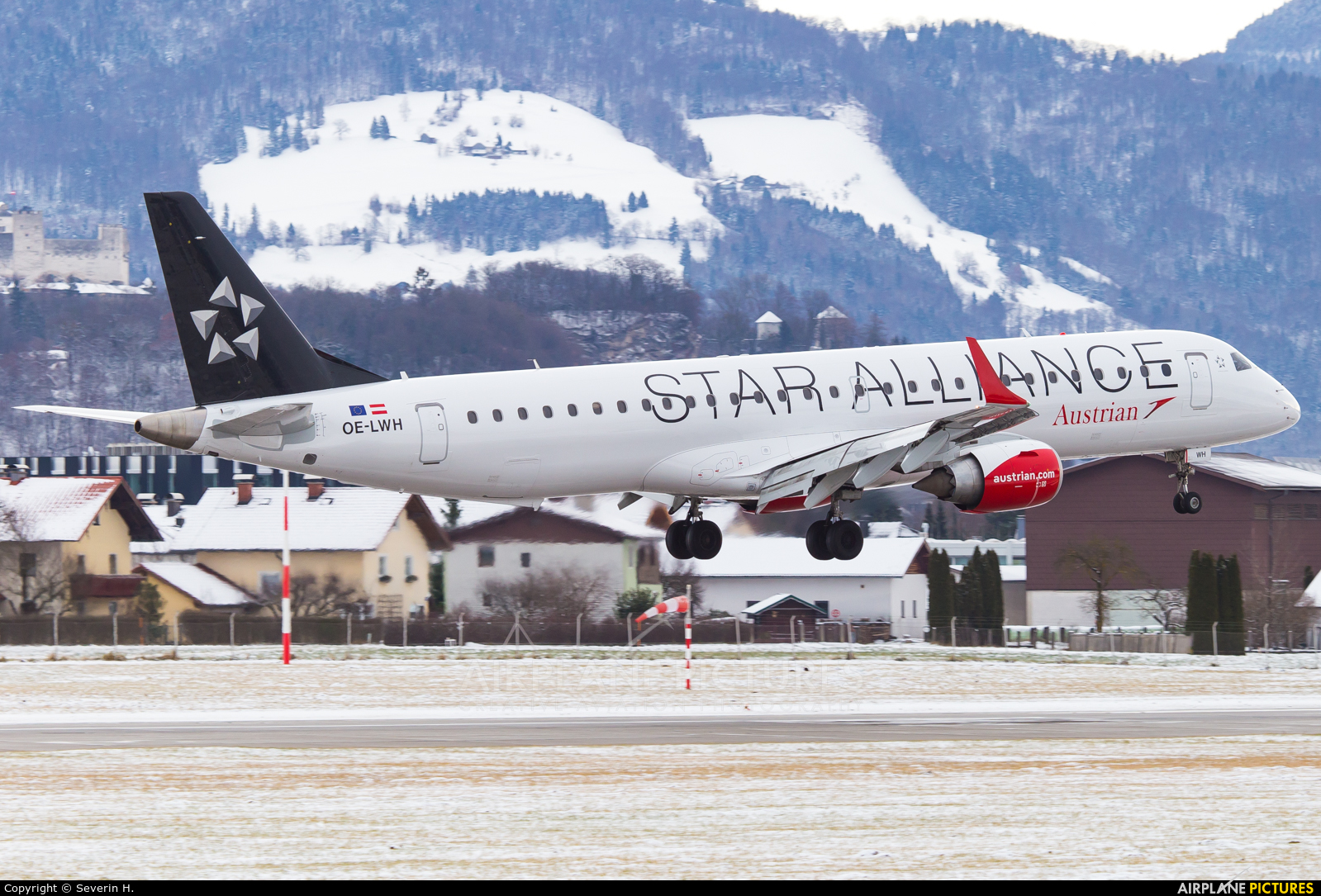 Austrian Airlines/Arrows/Tyrolean OE-LWH aircraft at Salzburg