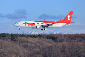 HL8095 - T'Way Air Boeing 737-800