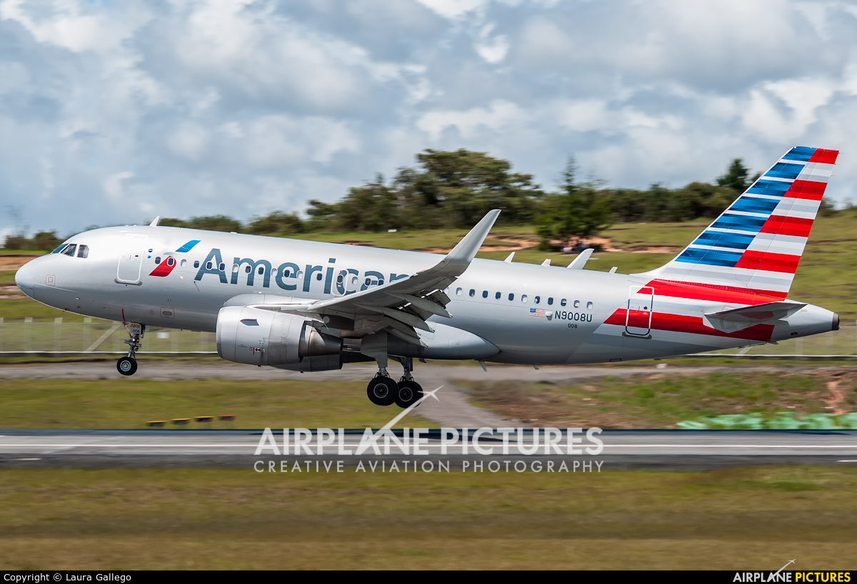 American Airlines N9008U aircraft at Medellin - Jose Maria Cordova Intl