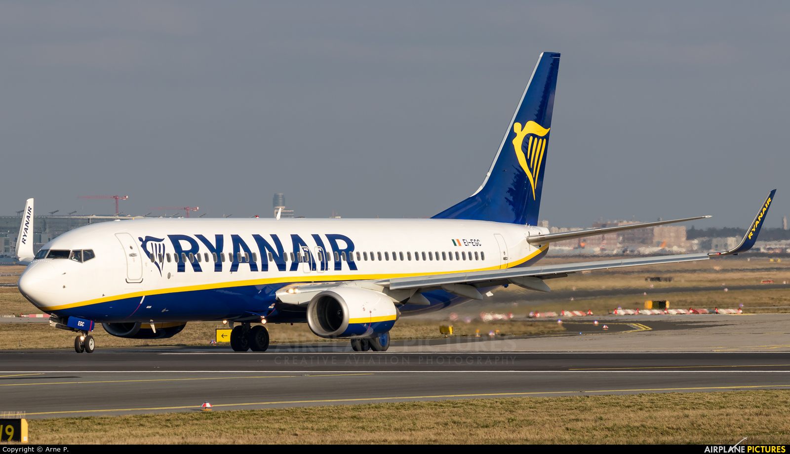 Ryanair EI-EGC aircraft at Frankfurt