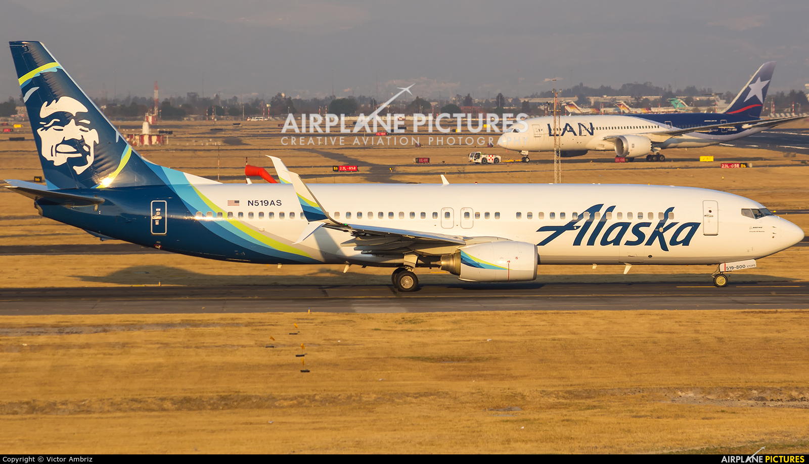 Alaska Airlines N519AS aircraft at Mexico City - Licenciado Benito Juarez Intl
