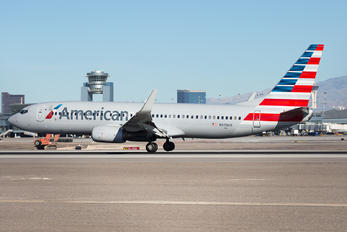 N978AN - American Airlines Boeing 737-800