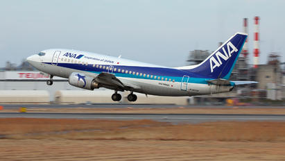 JA305K - ANA Wings Boeing 737-500