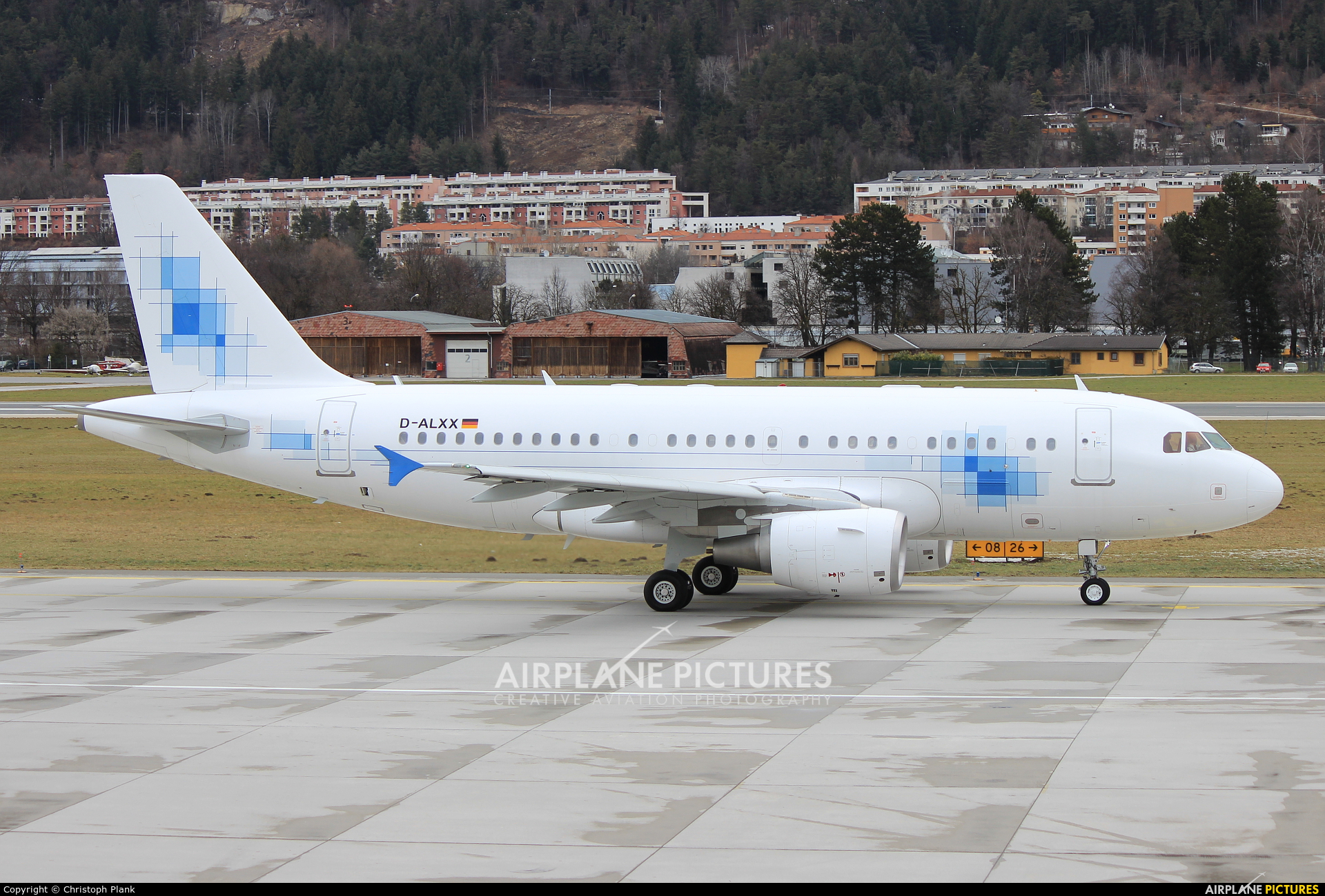 K5 Aviation D-ALXX aircraft at Innsbruck