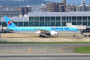 HL8081 - Korean Air Boeing 787-9 Dreamliner