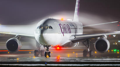 A7-ACD - Qatar Airways Airbus A330-200