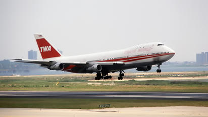 N93104 - TWA Boeing 747-100