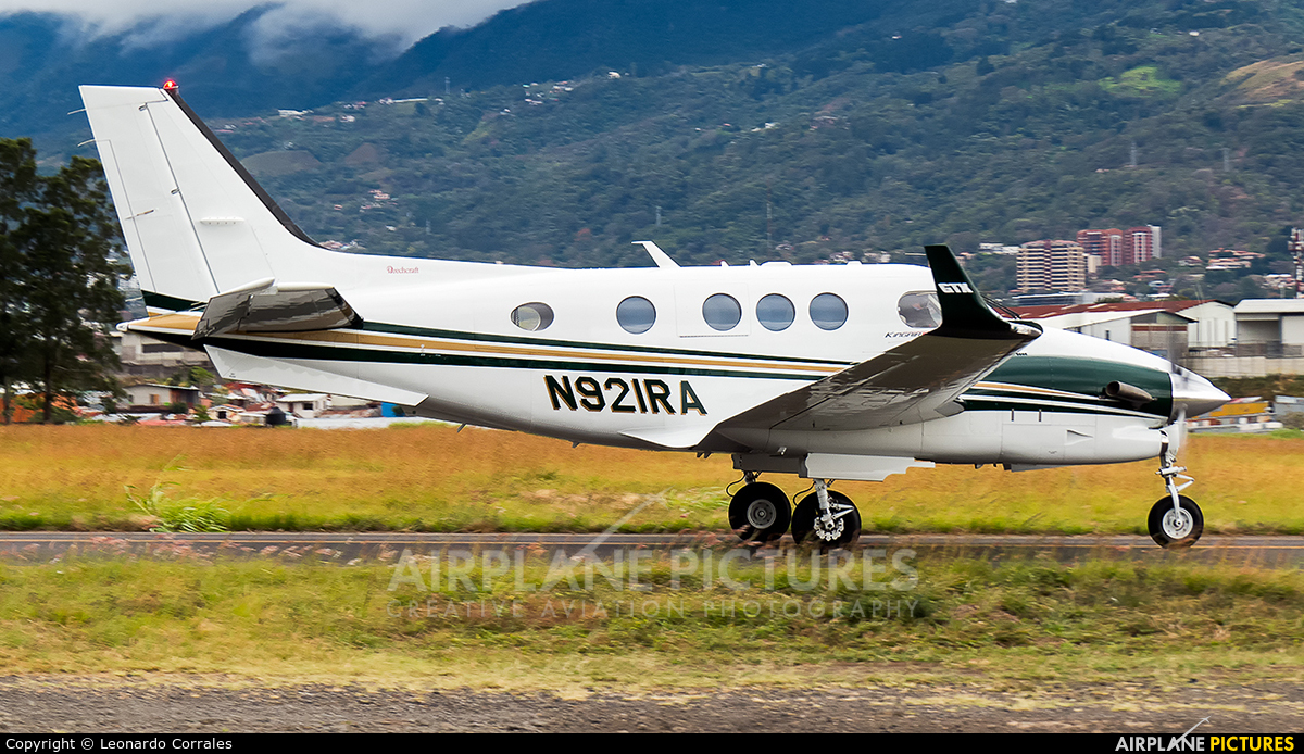 Private N921RA aircraft at San Jose - Tobías Bolaños Intl