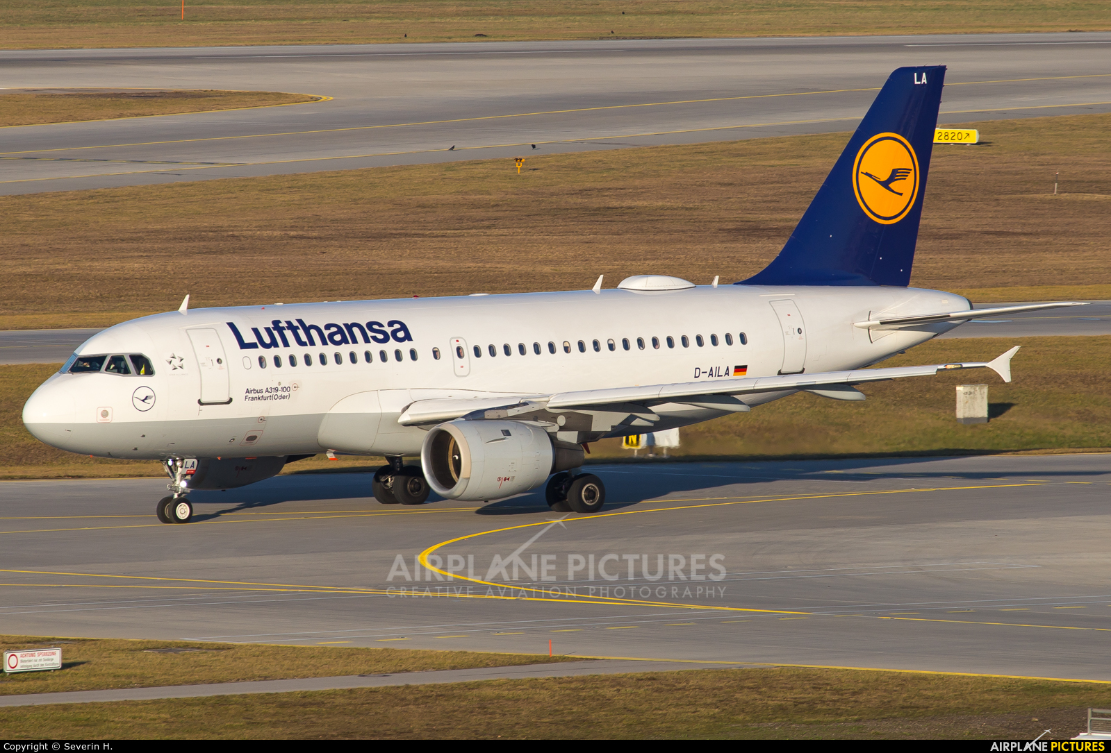 Lufthansa D-AILA aircraft at Munich